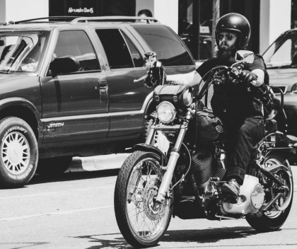 Steve Howard is a motorcycle accident lawyer in Omaha with the experience and skills to take your case to court. 